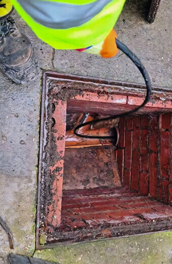 https://blockeddrainsparkwood.com.au/uploads/2025/07/hero-blocked-sewers-85692.jpg