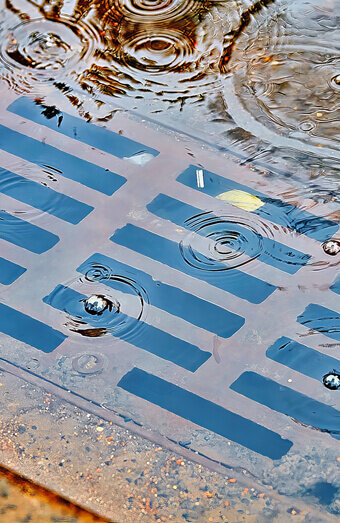 https://blockeddrainsparkwood.com.au/uploads/2025/07/stormwater-drains-58152.jpg